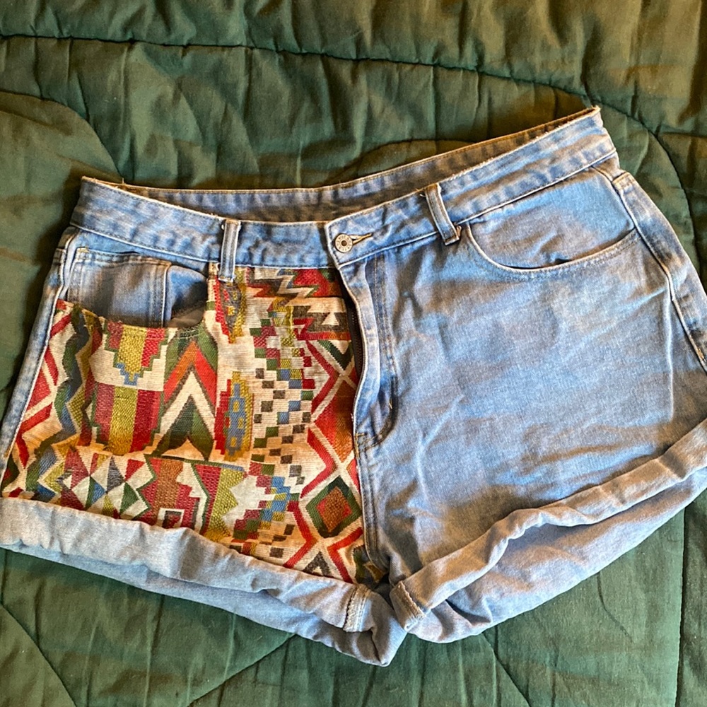 SHEIN denim Tribal Aztec embroidered denim shorts 1X